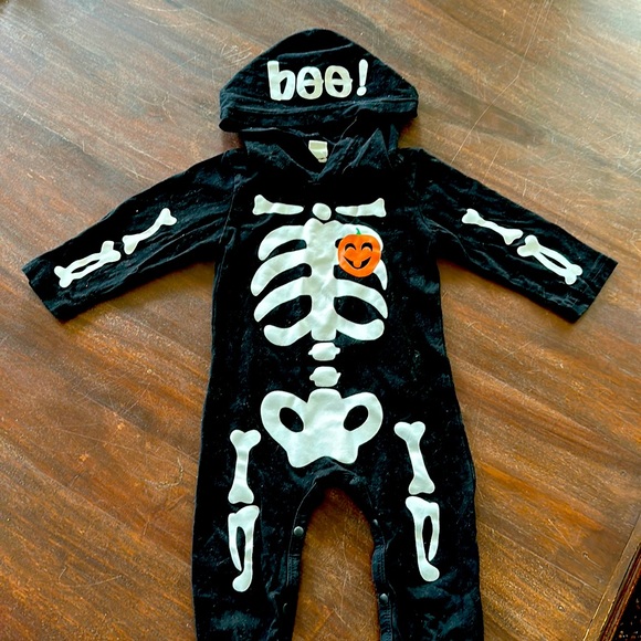 Skeleton Lounger w/ Hood, 12-18 Months - Picture 1 of 1